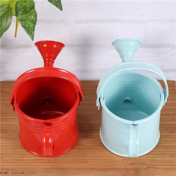2pcs Watering Can Bucket for Garden Outdoor Watering (Red and Light Blue) - Picture 5 of 8